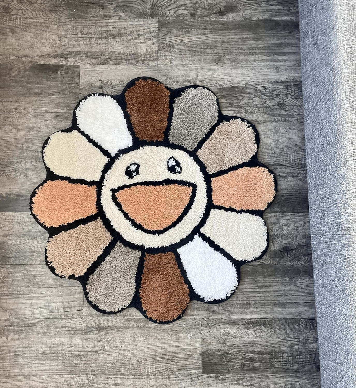 Murakami Rug - Handmade & Premium- 28In (70Cm) - Hypebeast Rug - Hypebeast Room Decor - Living Room, Bedroom, Children Room, Door Mat - Aesthetic Room Decor -  Rug