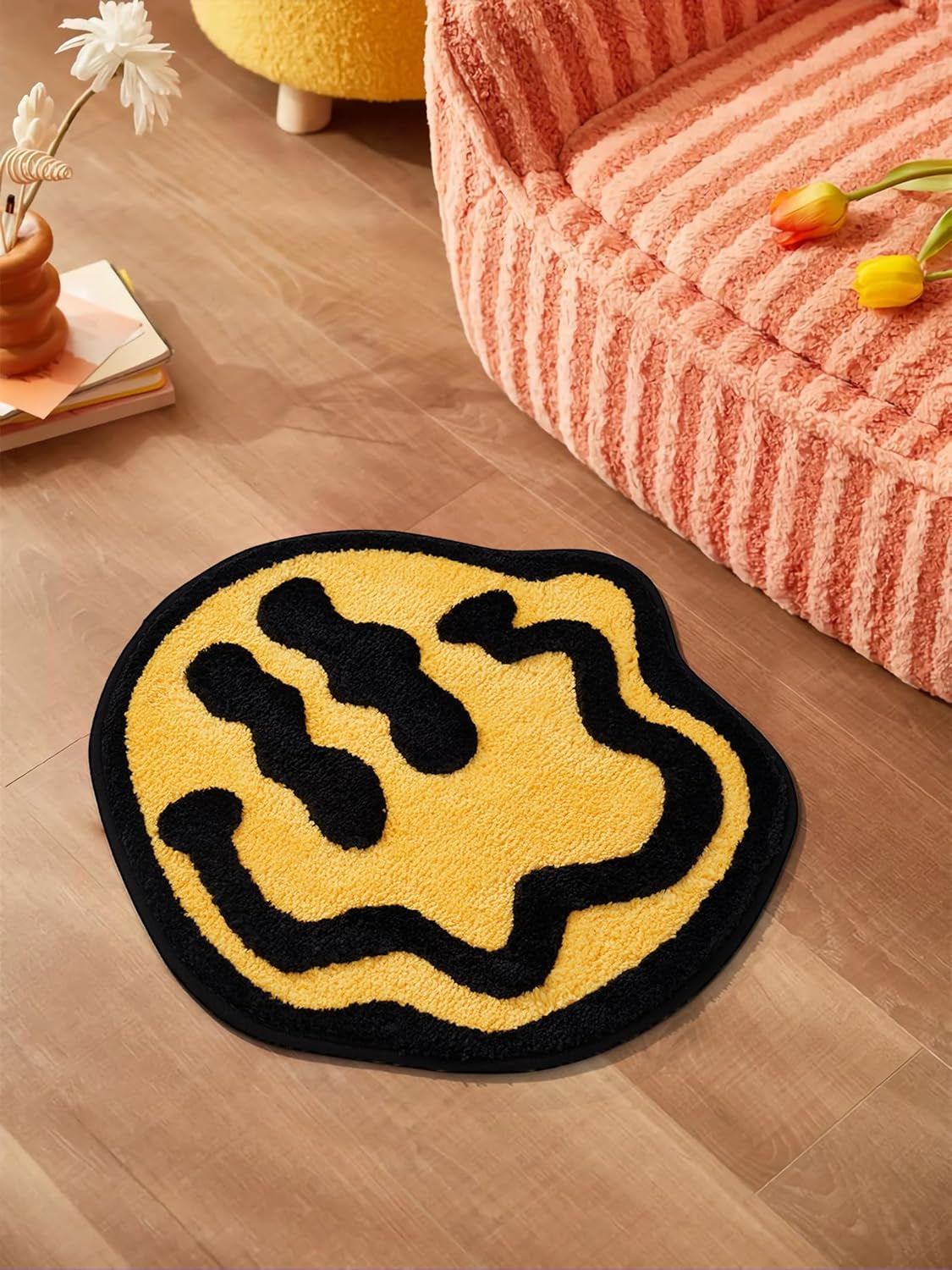 Trippy Happy Face Bath Mat Yellow - Cool Rugs for Bedroom, Hypebeast Rug, Hippie Rug Non-Slip, Cute Fun Funky Trendy Rug, Cool Decor for Bedroom Bathroom Hallway